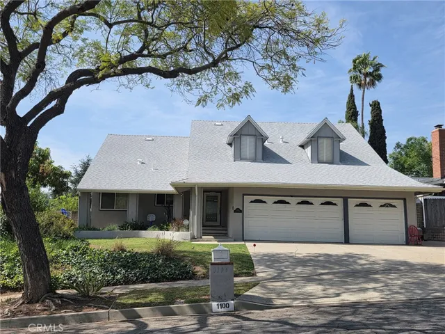 1100 La Senda Drive, Fullerton, California 92835