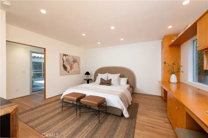 130 Mcknight, Laguna Beach, California 92651