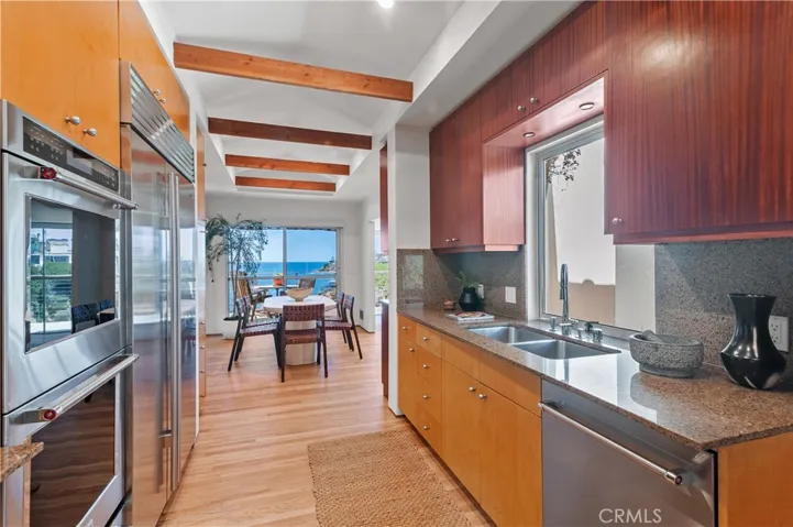 130 Mcknight, Laguna Beach, California 92651