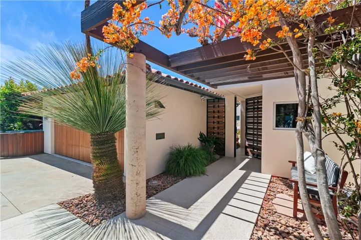 130 Mcknight, Laguna Beach, California 92651