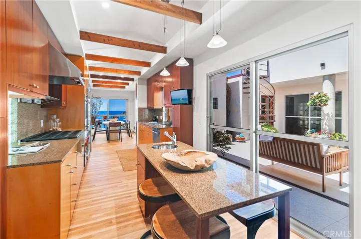130 Mcknight, Laguna Beach, California 92651