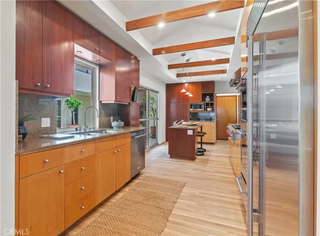 130 Mcknight, Laguna Beach, California 92651