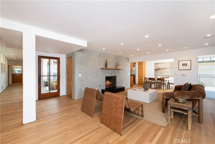 130 Mcknight, Laguna Beach, California 92651