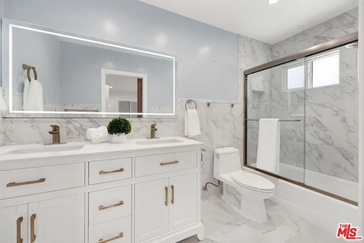 Bedroom Suite