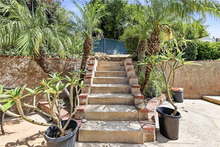 6691 Orangewood, Highland, California 92346