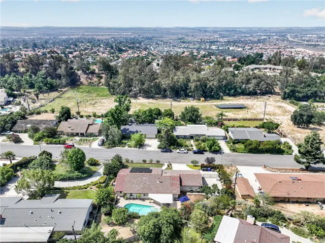 6691 Orangewood, Highland, California 92346