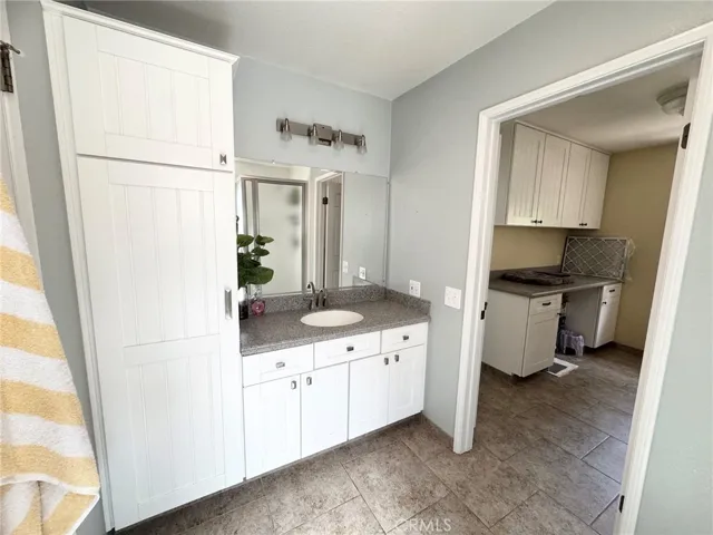 6691 Orangewood, Highland, California 92346