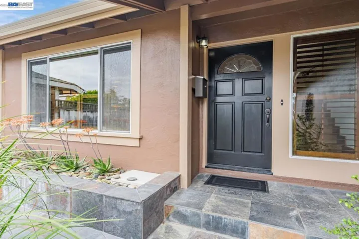 5684 Calpine Dr, San Jose, California 95123