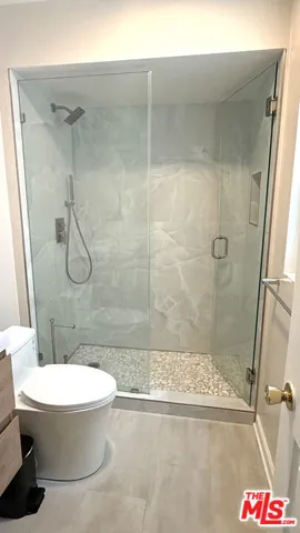 renovated en-suite bathroom sh