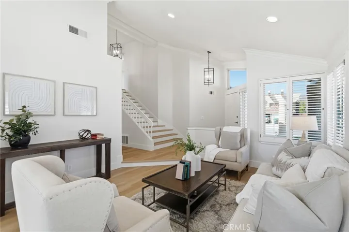7 San Vincente, Rancho Santa Margarita, California 92688