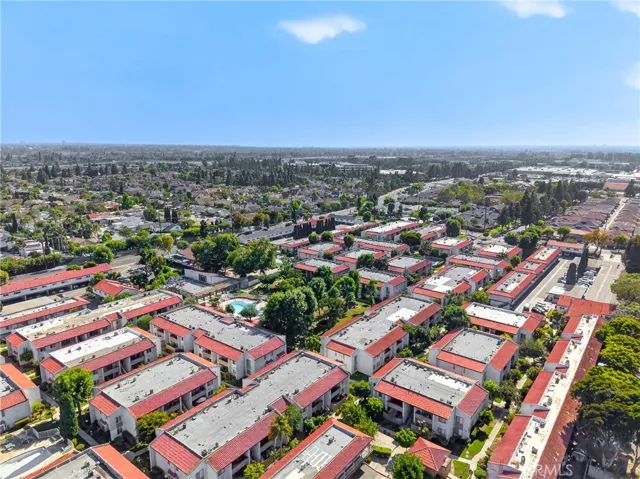 2521 W Sunflower H6, Santa Ana, California 92704