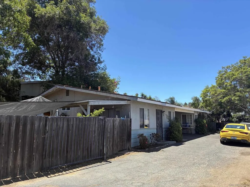 543-545 Kleaveland Pl