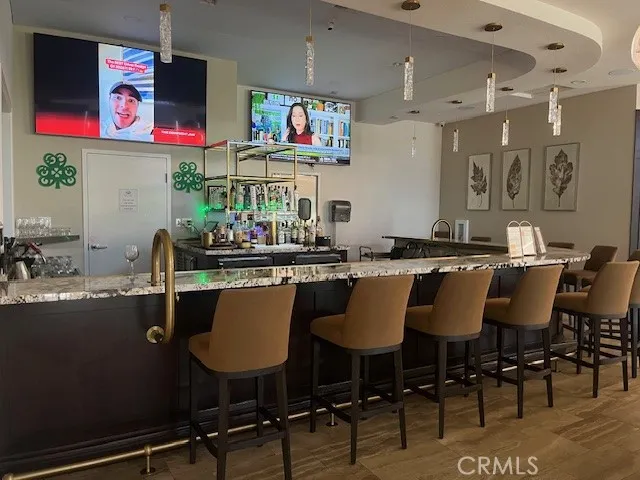 Full Bar