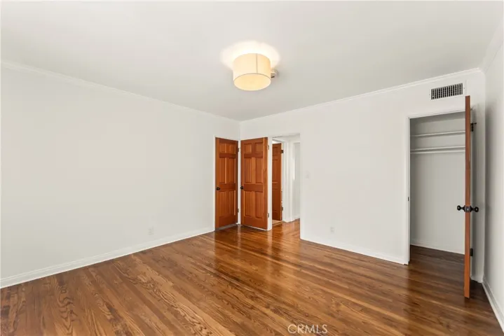 1745 N Mariposa, Los Angeles, California 90027
