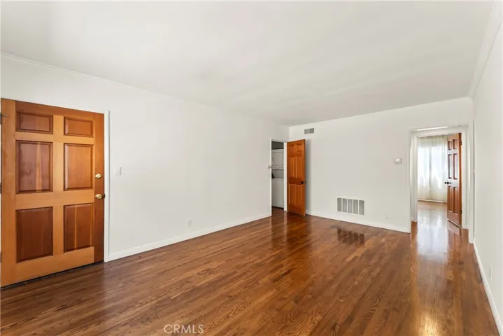 1745 N Mariposa, Los Angeles, California 90027