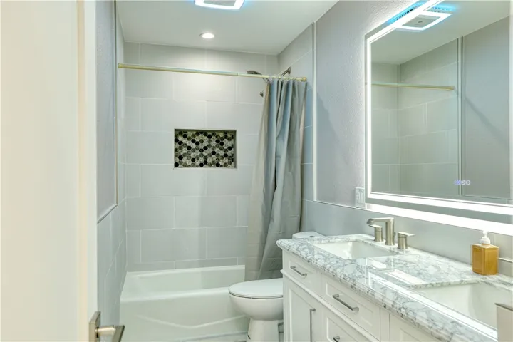 3rd Floor Bathroom