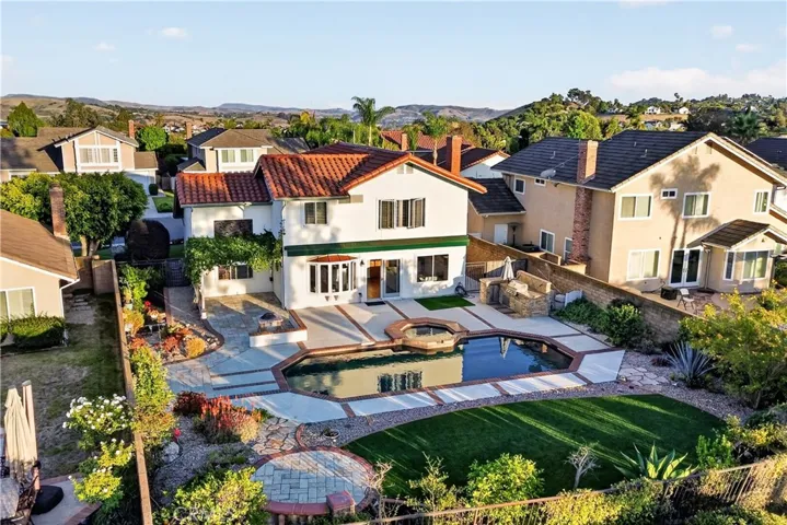 28461 La Falda, Laguna Niguel, California 92677