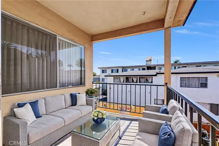 114 N Eucalyptus Avenue 7, Inglewood, California 90301