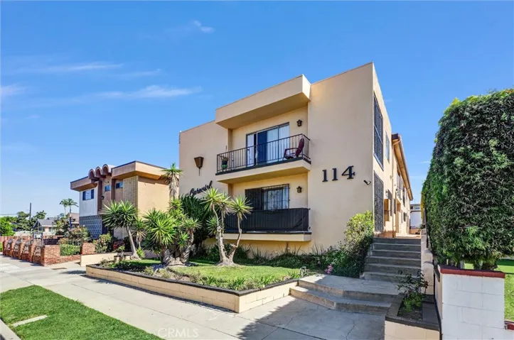 114 N Eucalyptus Avenue 7, Inglewood, California 90301