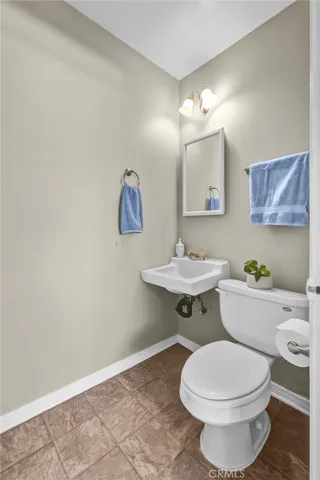 114 N Eucalyptus Avenue 7, Inglewood, California 90301