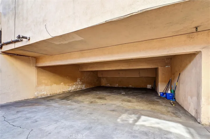 114 N Eucalyptus Avenue 7, Inglewood, California 90301