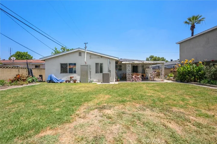 13608 Las Vecinas, La Puente, California 91746