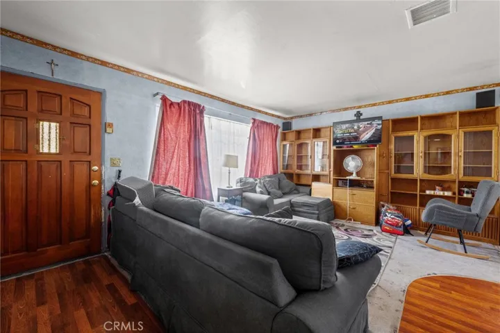 13608 Las Vecinas, La Puente, California 91746