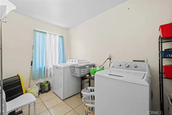 13608 Las Vecinas, La Puente, California 91746