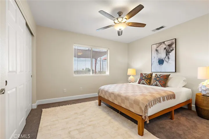2nd bedroom