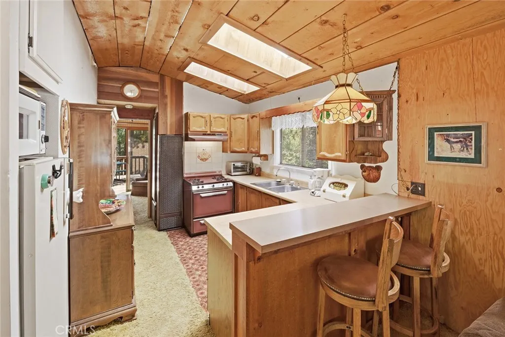 Ample counter and cabinet space.
