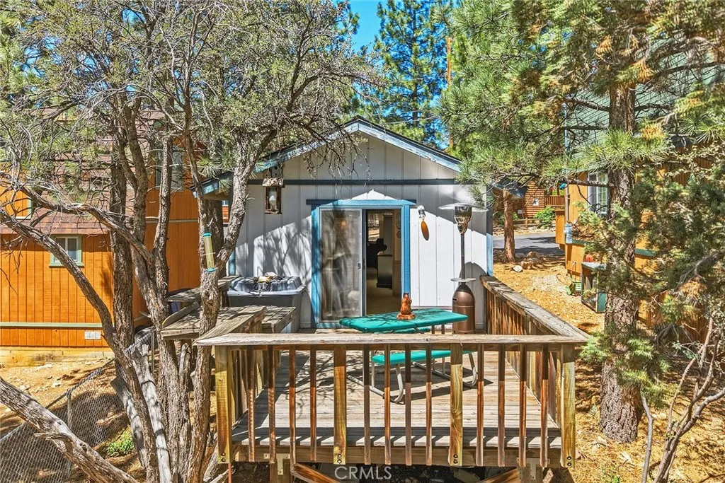 Enjoy outdoor dining or just take in the mountain air.