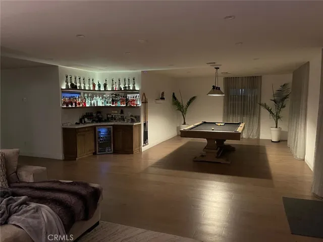 9150 Zelzah Avenue, Northridge, California 91325