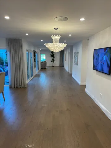 9150 Zelzah Avenue, Northridge, California 91325
