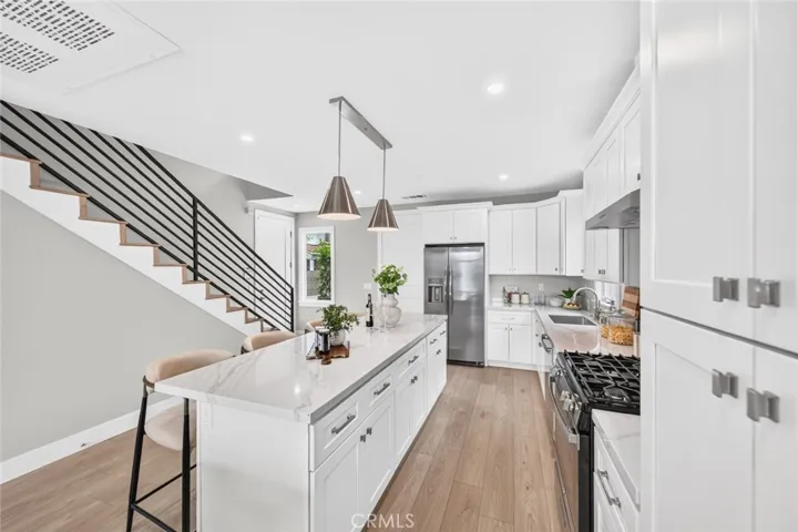 5935 Kauffman Ave. A, Temple City, California 91780