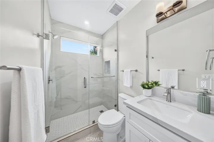 5935 Kauffman Ave. A, Temple City, California 91780