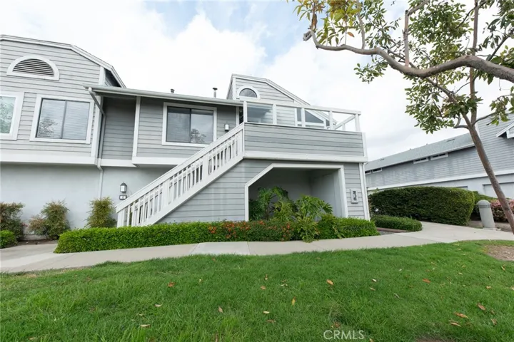 4 Van Buren 313, Irvine, California 92620