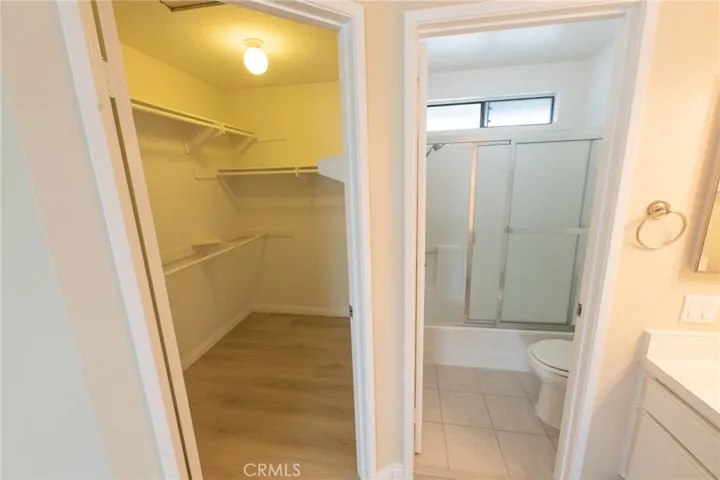 4 Van Buren 313, Irvine, California 92620