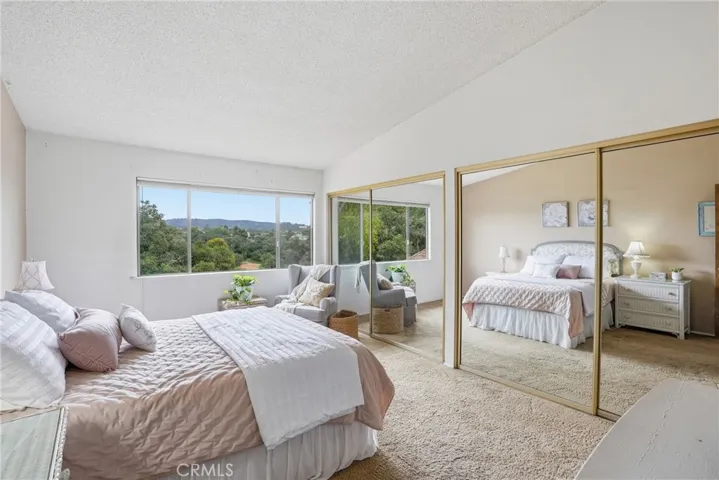 Master Suite Bedroom, Upper Level