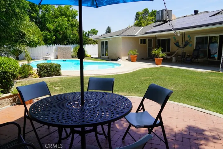 6281 N 9th, Fresno, California 93710
