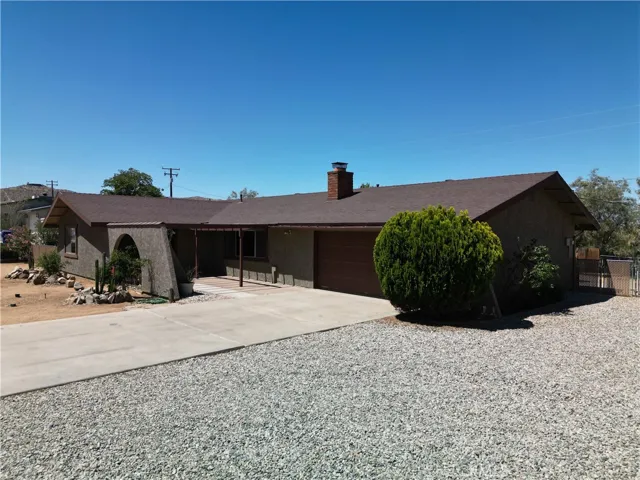7376 Victoria, Yucca Valley, California 92284