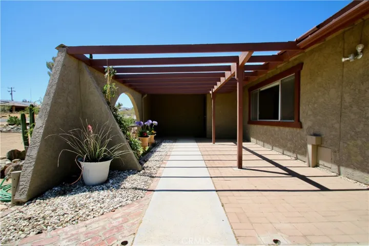 7376 Victoria, Yucca Valley, California 92284