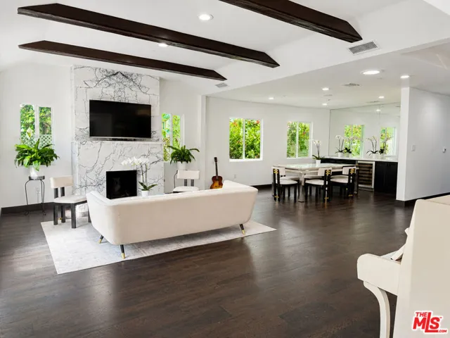 442 S Wetherly Drive, Beverly Hills, California 90211