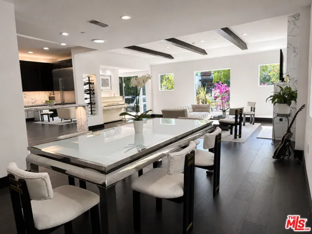 442 S Wetherly Drive, Beverly Hills, California 90211