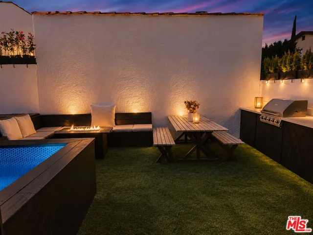 442 S Wetherly Drive, Beverly Hills, California 90211
