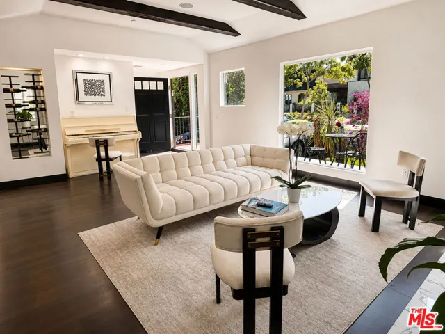 442 S Wetherly Drive, Beverly Hills, California 90211