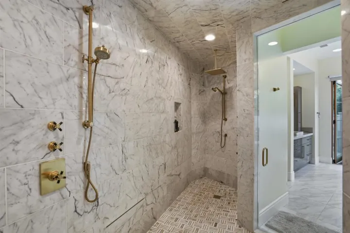 Primary Steam / Shower
