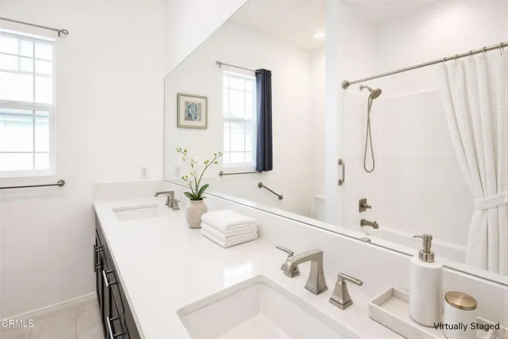 1st shared bath-virtually staged