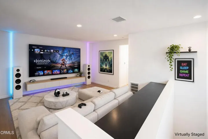 den-virtually staged