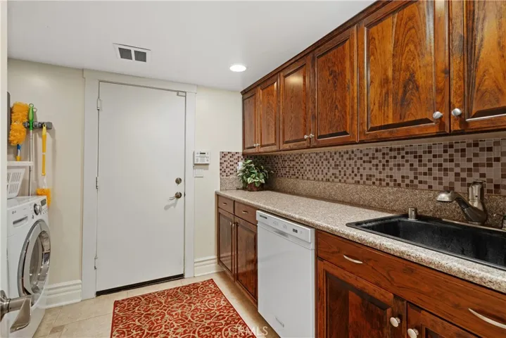 822 Spring Canyon, Newbury Park, California 91320