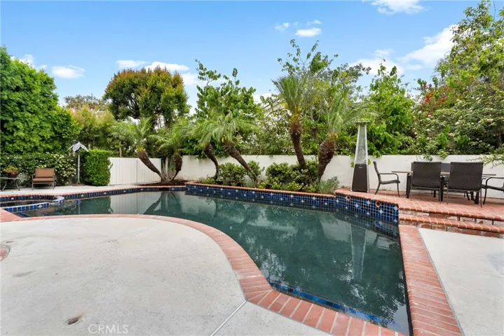 66 Emerald, Irvine, California 92614